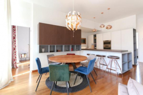 Modern apartment with 3 bedrooms balcony communal garden and AC- Benakey